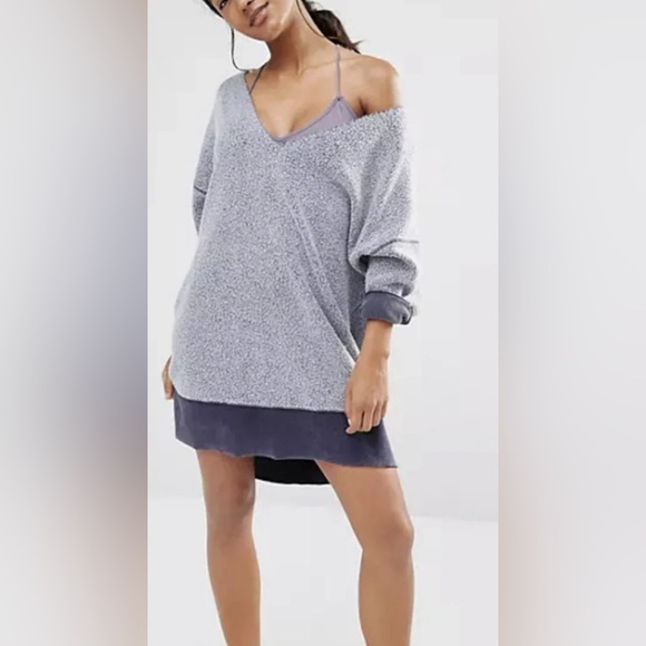 Free People All About It Sweatshirt Off The Shoulder Slouchy Navy Size XS - Picture 1 of 9